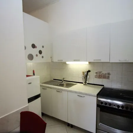 Valentina Guest house *